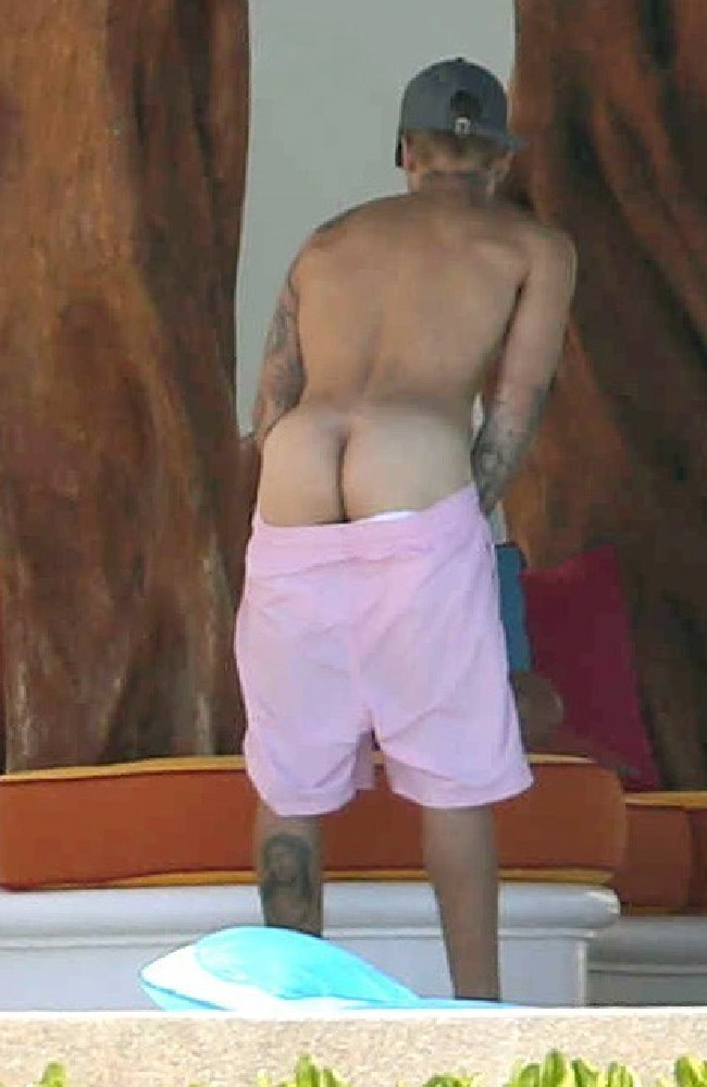 Man Candy Happy Bday Bieber Every Time Justin Wore His Birthday Suit [nsfw] Cocktailsandcocktalk
