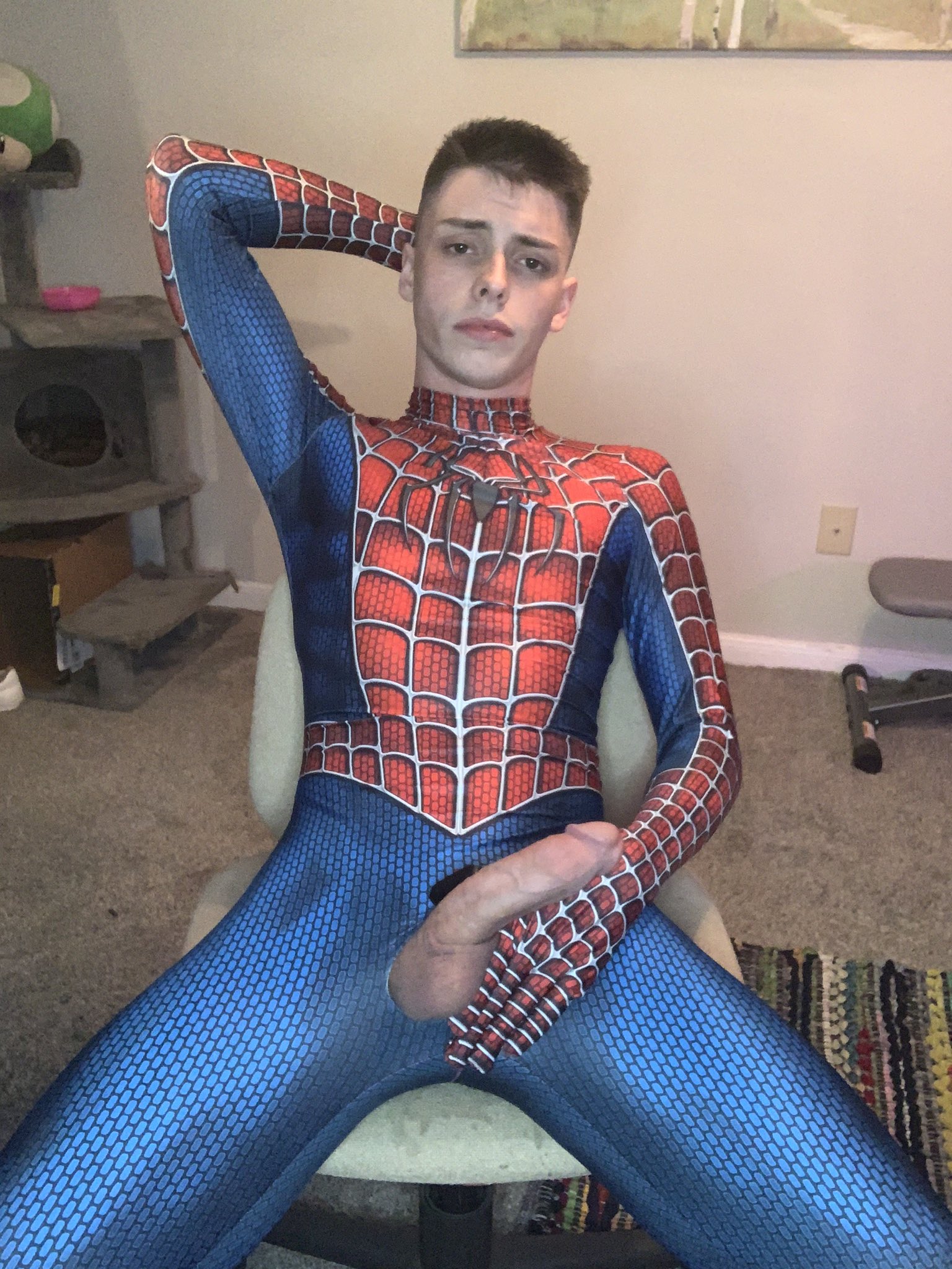 Twitter: @ZachSummers96