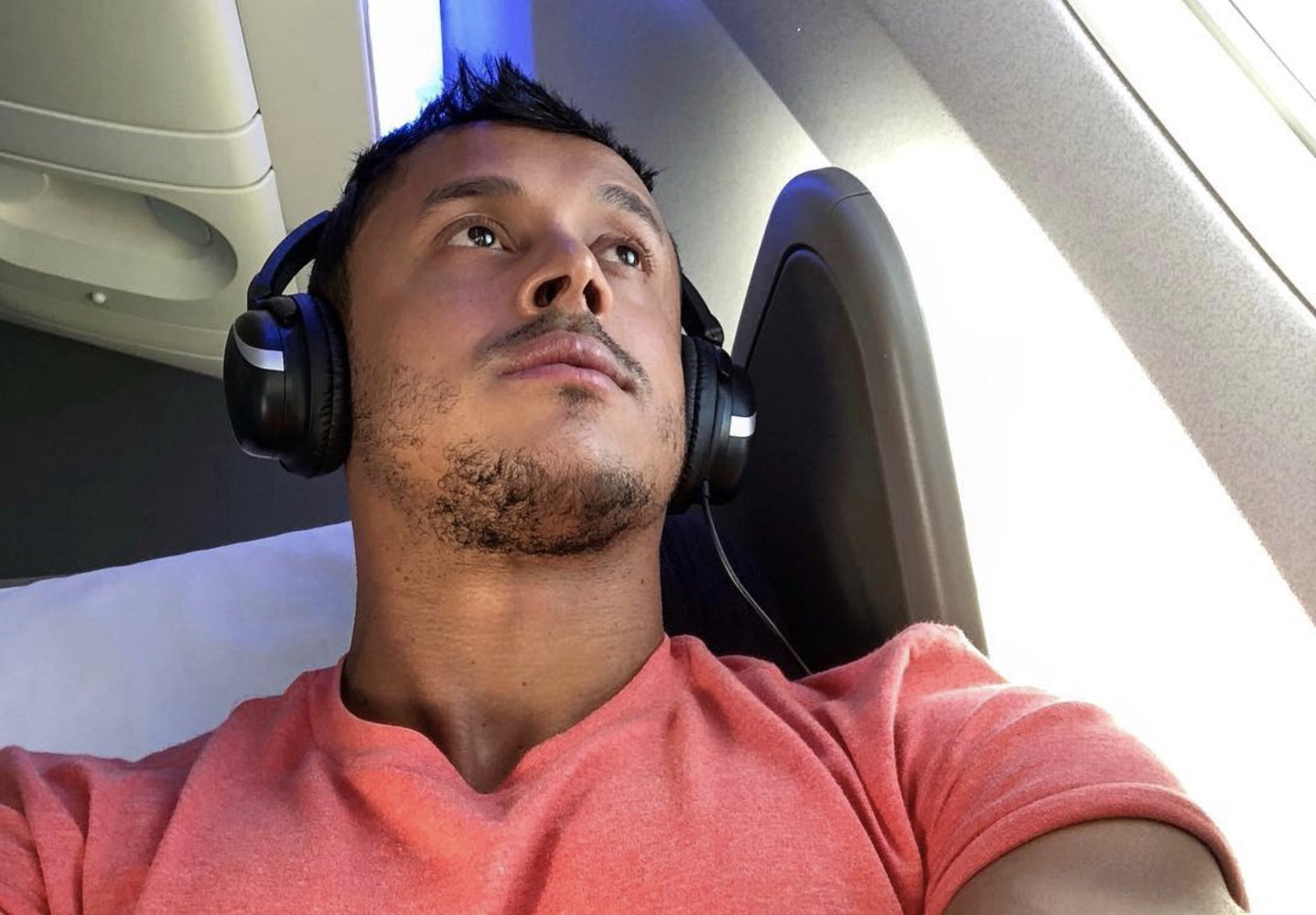 Plane Masturbation - OMG: Social Media Star Filmed Himself Masturbating Onboard ...