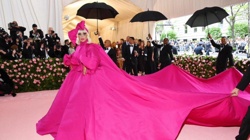 Met Gala Aquaria: drag queens got their due on the pink carpet